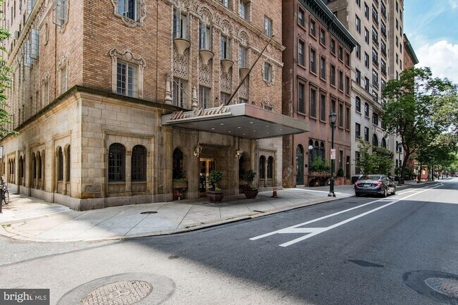 Building Photo - 2200-14-1514 Spruce St