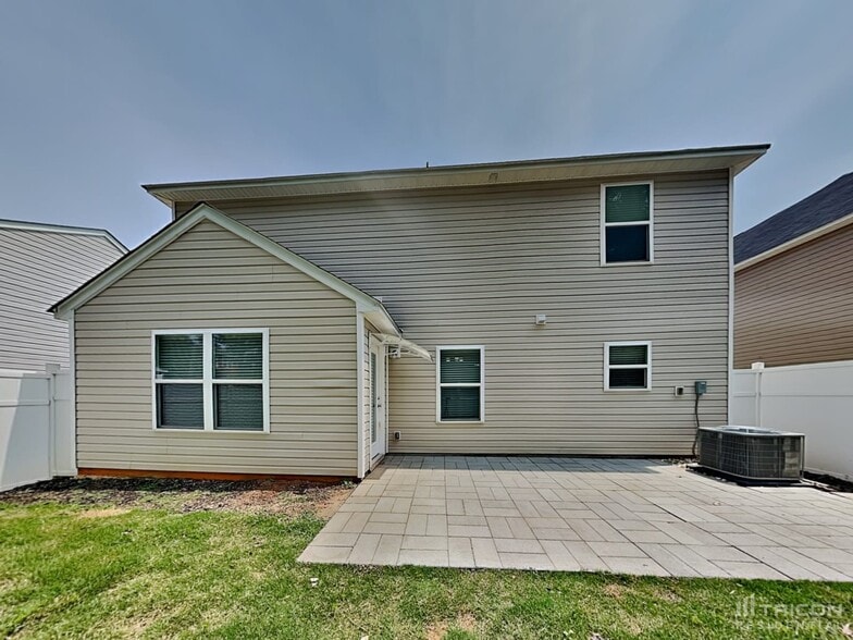 Building Photo - 42 Jones Creek Cir
