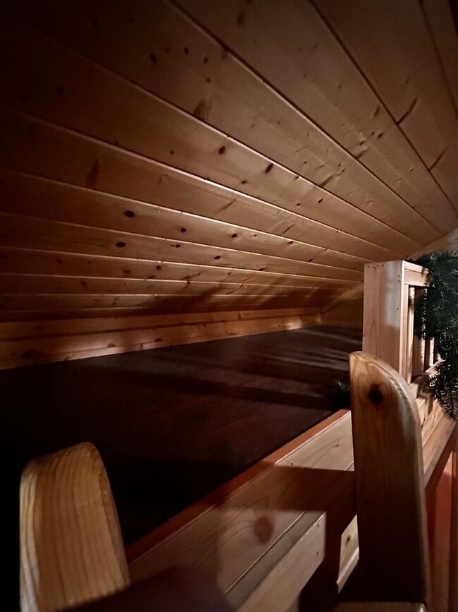 Building Photo - CABIN - Brock ISD - HORSES WELCOME