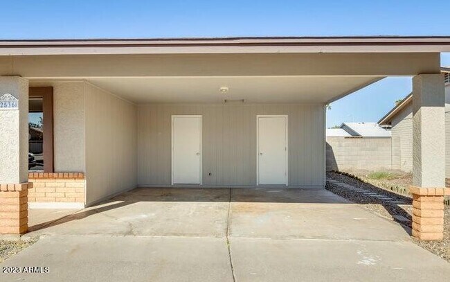 Building Photo - 2536 E Commonwealth Cir