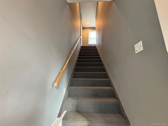 Building Photo - 2452 NY-207