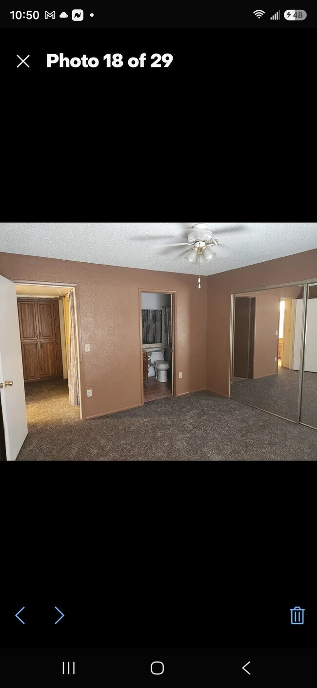 Building Photo - 461 W Holmes Ave