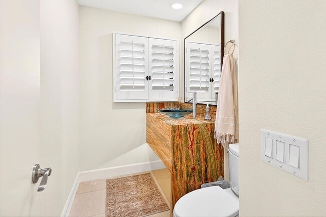 Building Photo - 77825 Cottonwood Cove