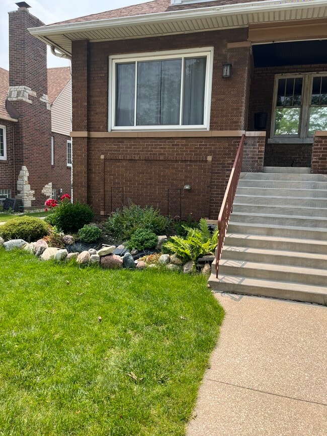 Primary Photo - 1838 Stanton Ave