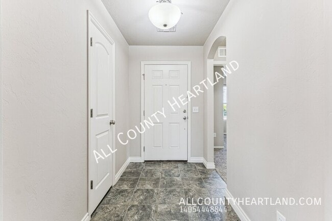 Building Photo - 9452 SW 29th Terrace