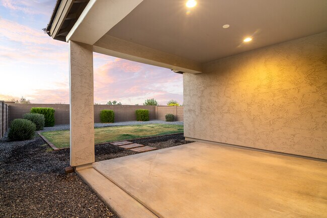 Building Photo - 22912 E Marsh Rd