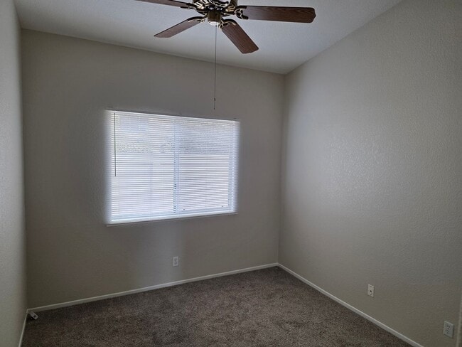 Building Photo - Single Level Home in Redhawk on Cul-de-Sac with Views!