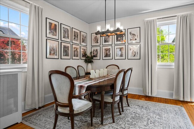 Building Photo - Rare Harbor Heights Rental | 4BR Colonial with Parking & Fenced Yard
