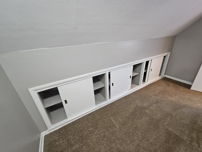 Building Photo - 19807 Gardenview Dr