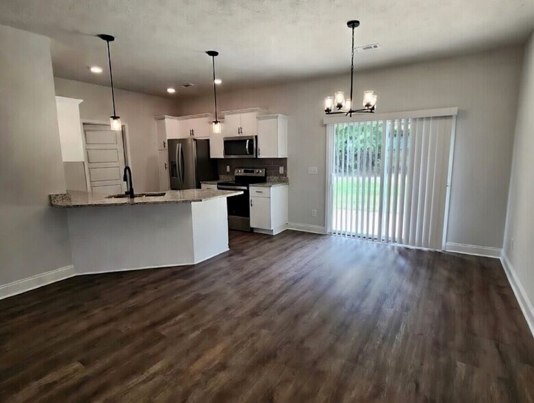 Building Photo - 4137 Fringetree Loop