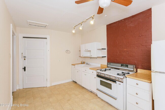 Building Photo - 1412 S 2nd St