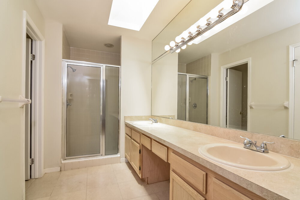 Building Photo - 10148 Cedar Dune Dr