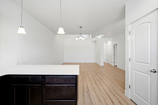 Building Photo - 1627 W Talus Rdg Dr