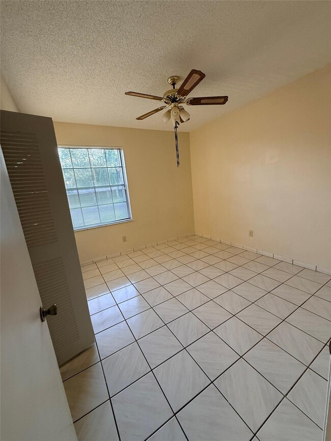 Building Photo - 12060 NW 11th St