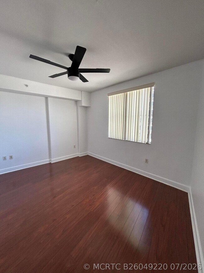 Building Photo - 1830 Radius Dr