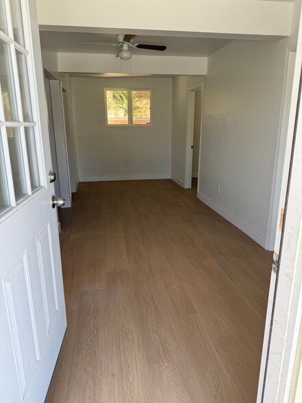 Building Photo - 456 S Bernal Ave