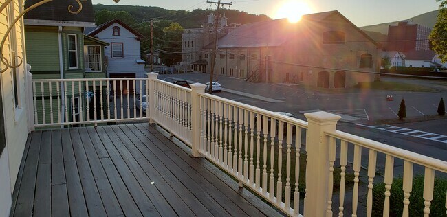 Building Photo - 36 Porter St