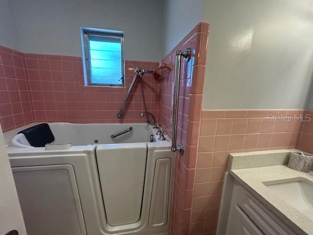 Building Photo - 6901 Gulf Winds Dr