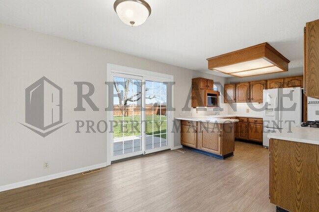 Building Photo - 8300 W 9th St N