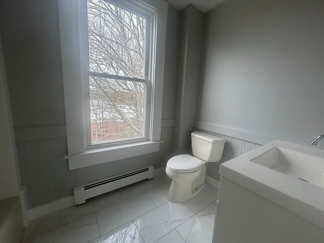 Building Photo - 1 Chapel Pl