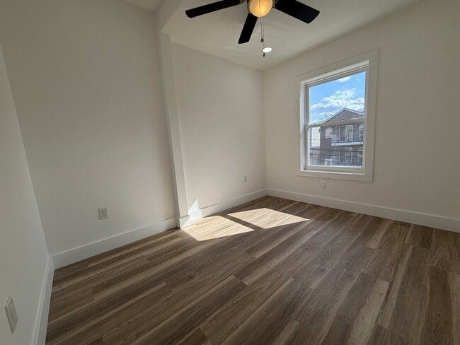 Building Photo - 36 Bidwell Ave