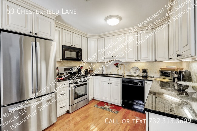 Building Photo - 53 Chesterfield Ln