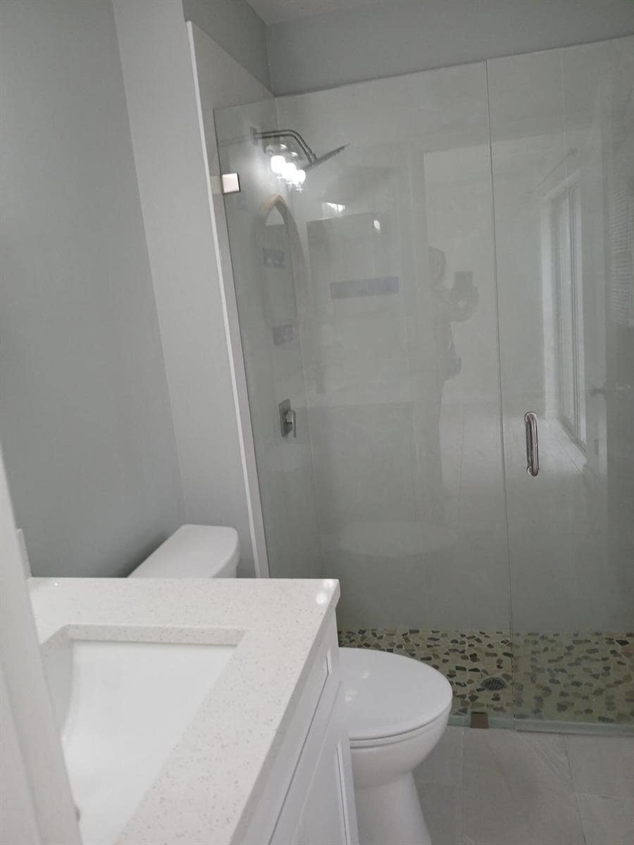 Building Photo - 441 Cypress Way W