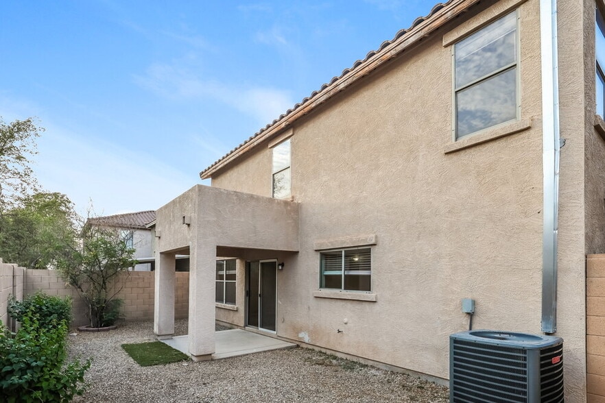 Building Photo - 9415 Virginia Ave