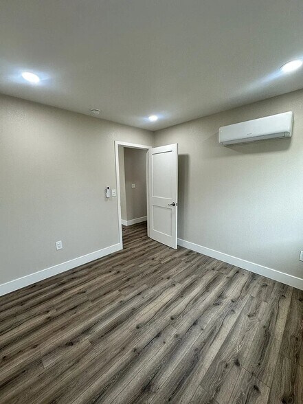 Building Photo - 1301 Pole Line Rd