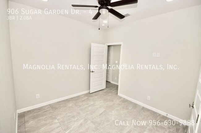 Building Photo - 906 Sugar Gdn Dr