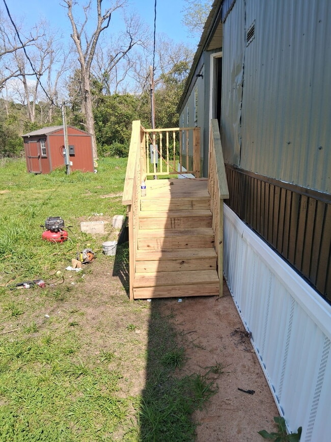 Building Photo - RENT or  Rent to Own Opportunity!