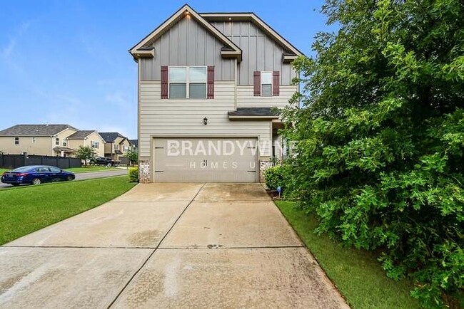 Building Photo - 230 Emporia Loop