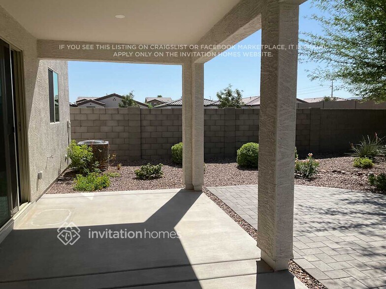Building Photo - 2351 W Jessica Ln