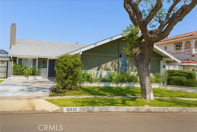 Primary Photo - 16930 Yvette Ave