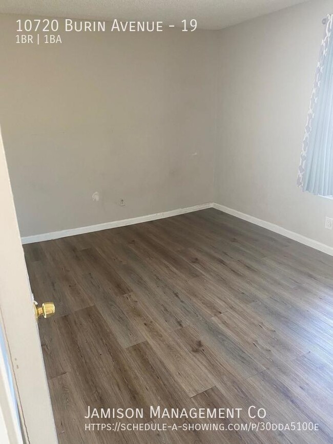 Building Photo - 10720 S Burin Ave