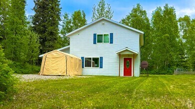 Building Photo - 3 Bedroom Home in North Pole with Garage!!