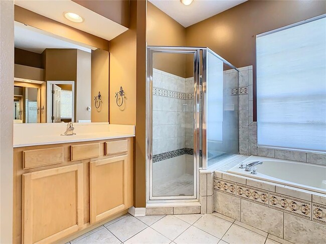 Building Photo - 4925 Brightmour Cir