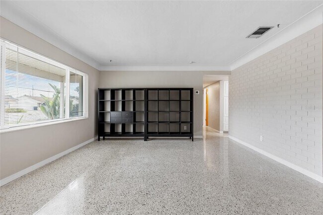 Building Photo - 2700 67th St N