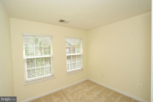 Building Photo - 2303 Huntington Station Ct