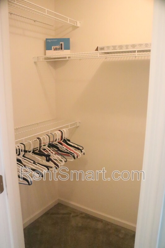 Building Photo - 624 Dunloe Cir
