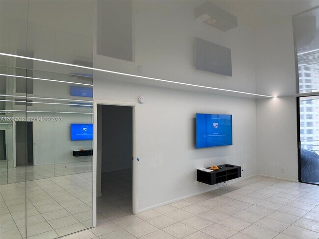Building Photo - 600 Three Islands Boulevard