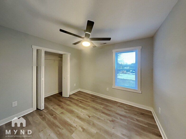 Building Photo - 511 Odell St