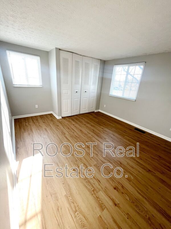 Building Photo - 3044 Arrowsmith Dr