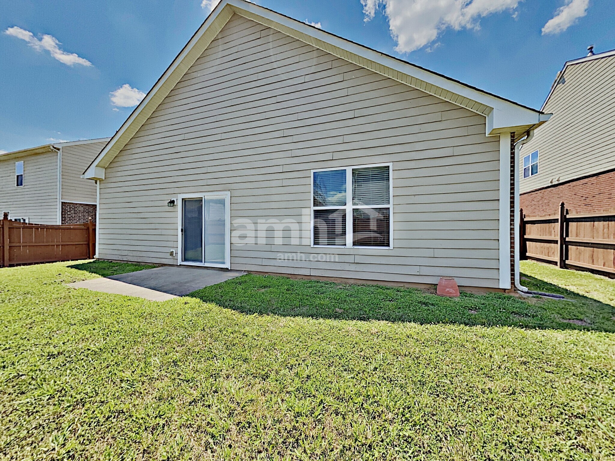 Building Photo - 207 S Dunnwood Ln