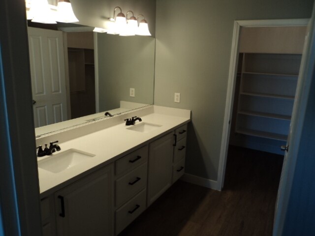 Building Photo - 575 Hagens Aly