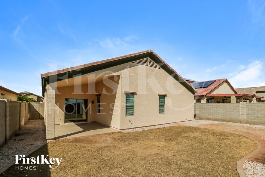 Building Photo - 24853 W Rosita Ave