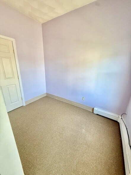 Building Photo - 540 Cambridge St