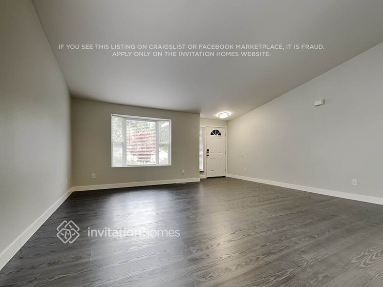 Building Photo - 1513 Evanston Ct NE