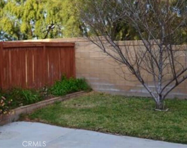 Building Photo - 7841 Danbury Dr