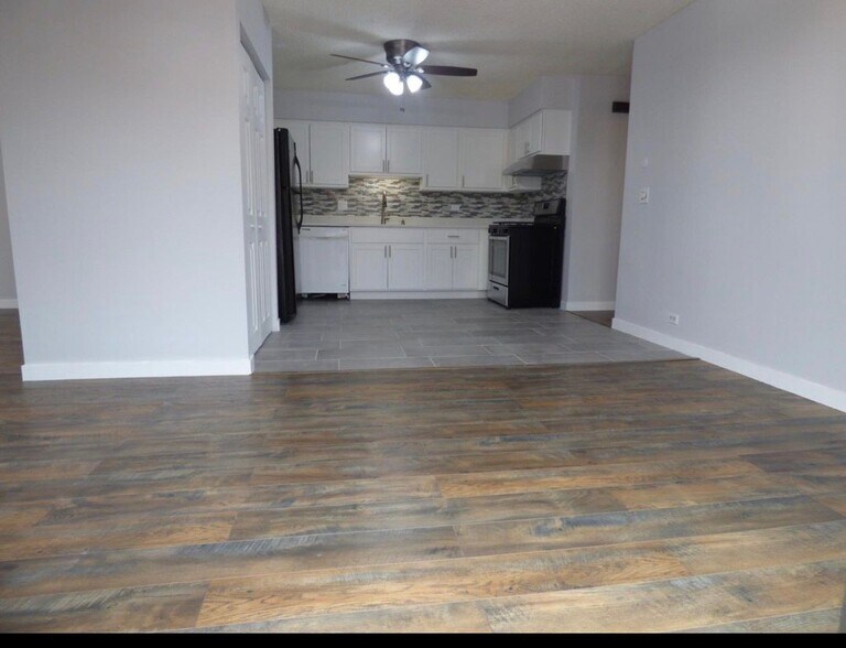 Building Photo - 1114 Manchester Ct